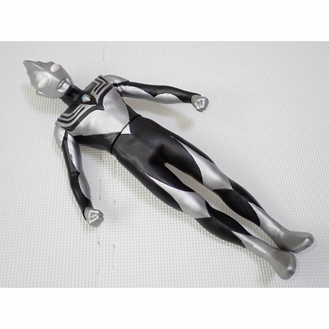 ウルトラマンティガ フィギュア ティガダーク 42cmの通販 by ウルトラマンティガ フィギュア ティガダーク 42cmの通販 by