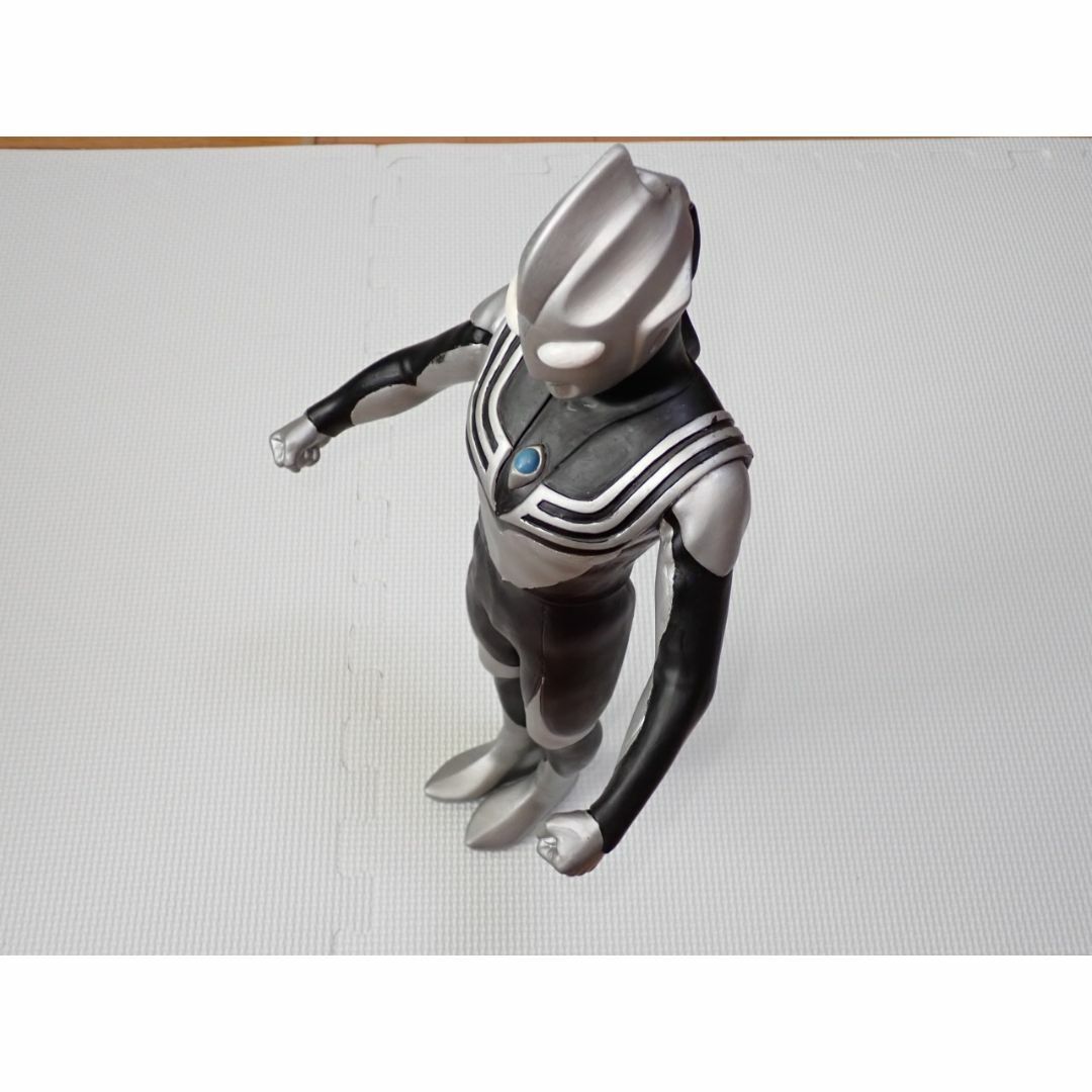 ウルトラマンティガ フィギュア ティガダーク 42cmの通販 by ウルトラマンティガ フィギュア ティガダーク 42cmの通販 by