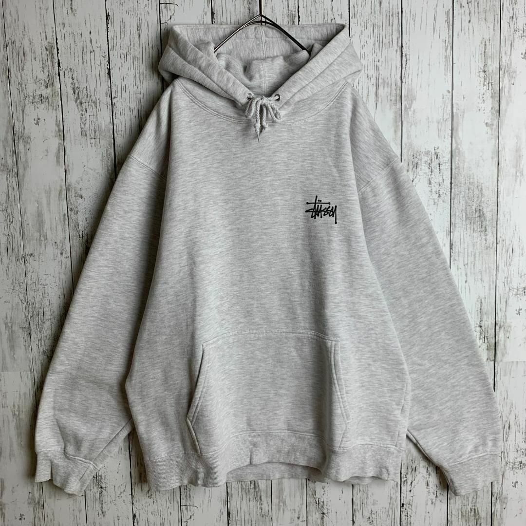 希少XLサイズ】ステューシー☆ビッグバックロゴ入りパーカー 即 希少XLサイズ】ステューシー☆ビッグバックロゴ入りパーカー 即