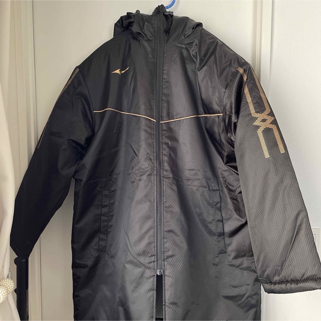 MIZUNO - 【新品】2025 箱根駅伝 ミズノベンチコート タオル付き MIZUNO - 【新品】2025 箱根駅伝 ミズノベンチコート タオル付き