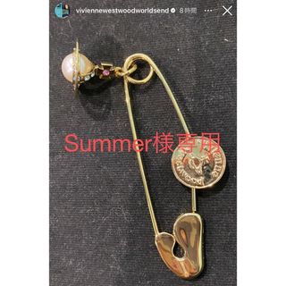Vivienne Westwood(ブローチ/コサージュ)のフリマアイテム一覧 Vivienne Westwood(ブローチ/コサージュ)のフリマアイテム一覧