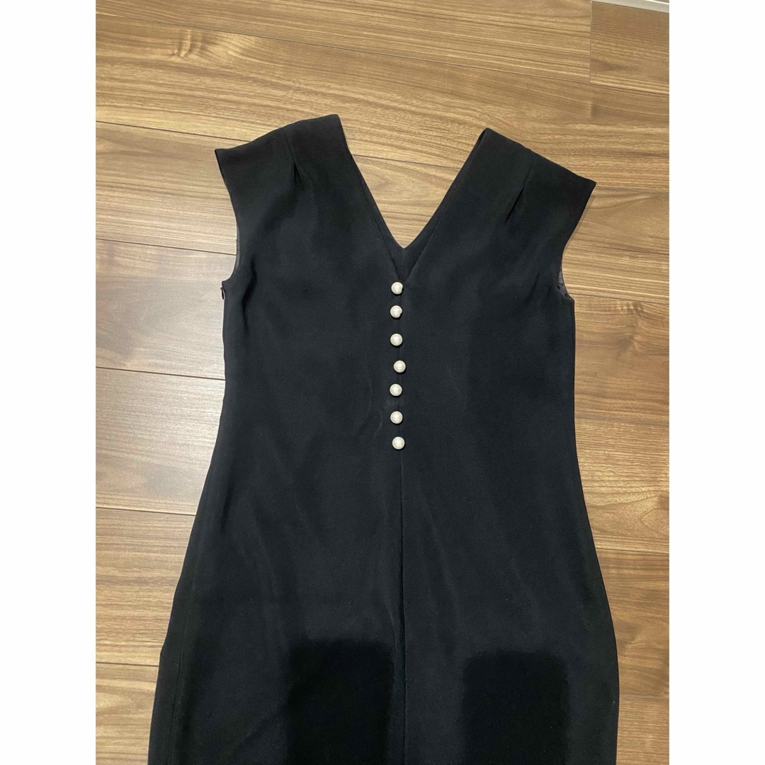 sophistique′ FLICKA バックパールワンピース ブラック1 新品 sophistique′ FLICKA バックパールワンピース ブラック1 新品