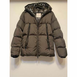 MONCLER(コーデュロイ ・ ダウンジャケット)のフリマアイテム一覧 MONCLER(コーデュロイ ・ ダウンジャケット)のフリマアイテム一覧