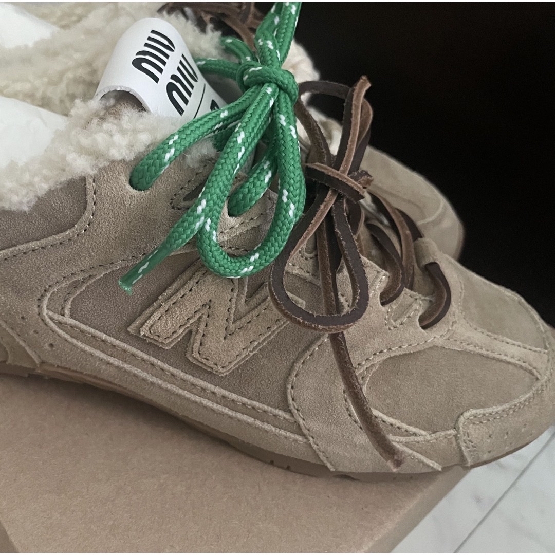 MIU MIU - New Balance x Miu Miu 530 SL スエードスニーカー37 MIU MIU - New Balance x Miu Miu 530 SL スエードスニーカー37