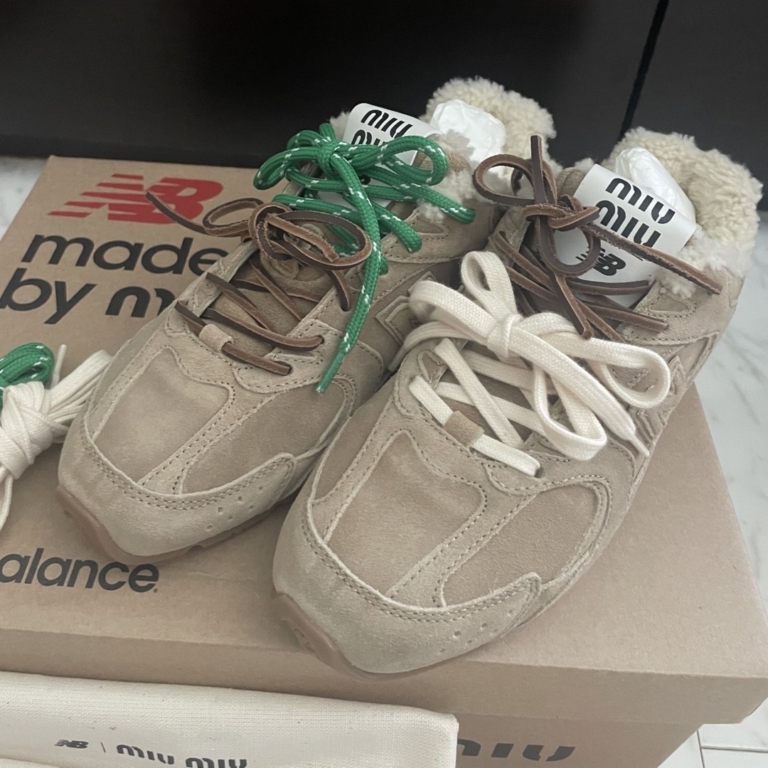 MIU MIU - New Balance x Miu Miu 530 SL スエードスニーカー37 MIU MIU - New Balance x Miu Miu 530 SL スエードスニーカー37