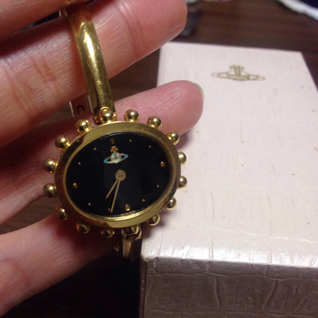 Vivienne Westwood(ヴィヴィアンウエストウッド)のヴィヴィアン ゴールドアンティーク時計 レディースのファッション小物(腕時計)の商品写真