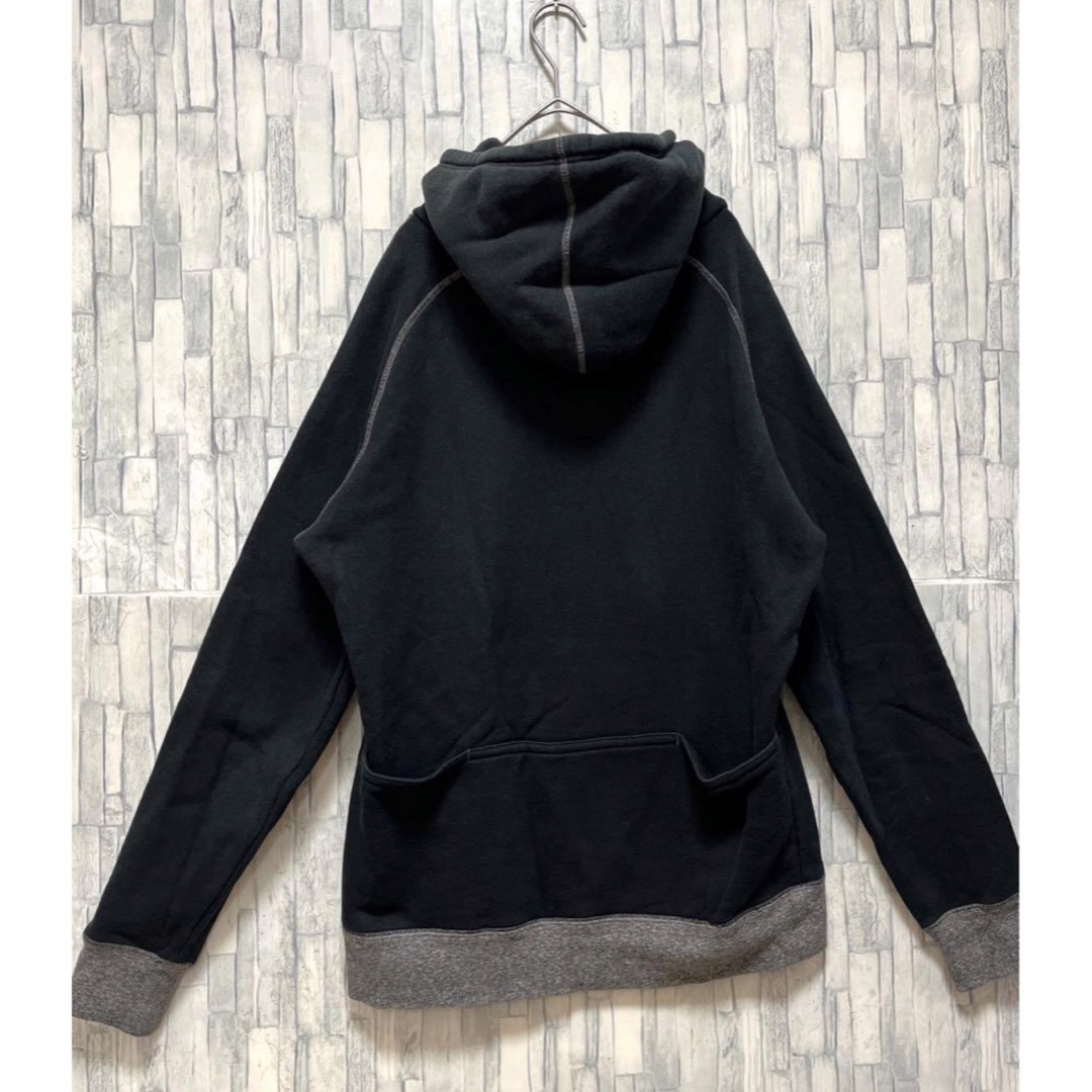 FRED PERRY - フレッドペリー パーカー スウェット 刺繍ロゴ L FRED PERRY - フレッドペリー パーカー スウェット 刺繍ロゴ L