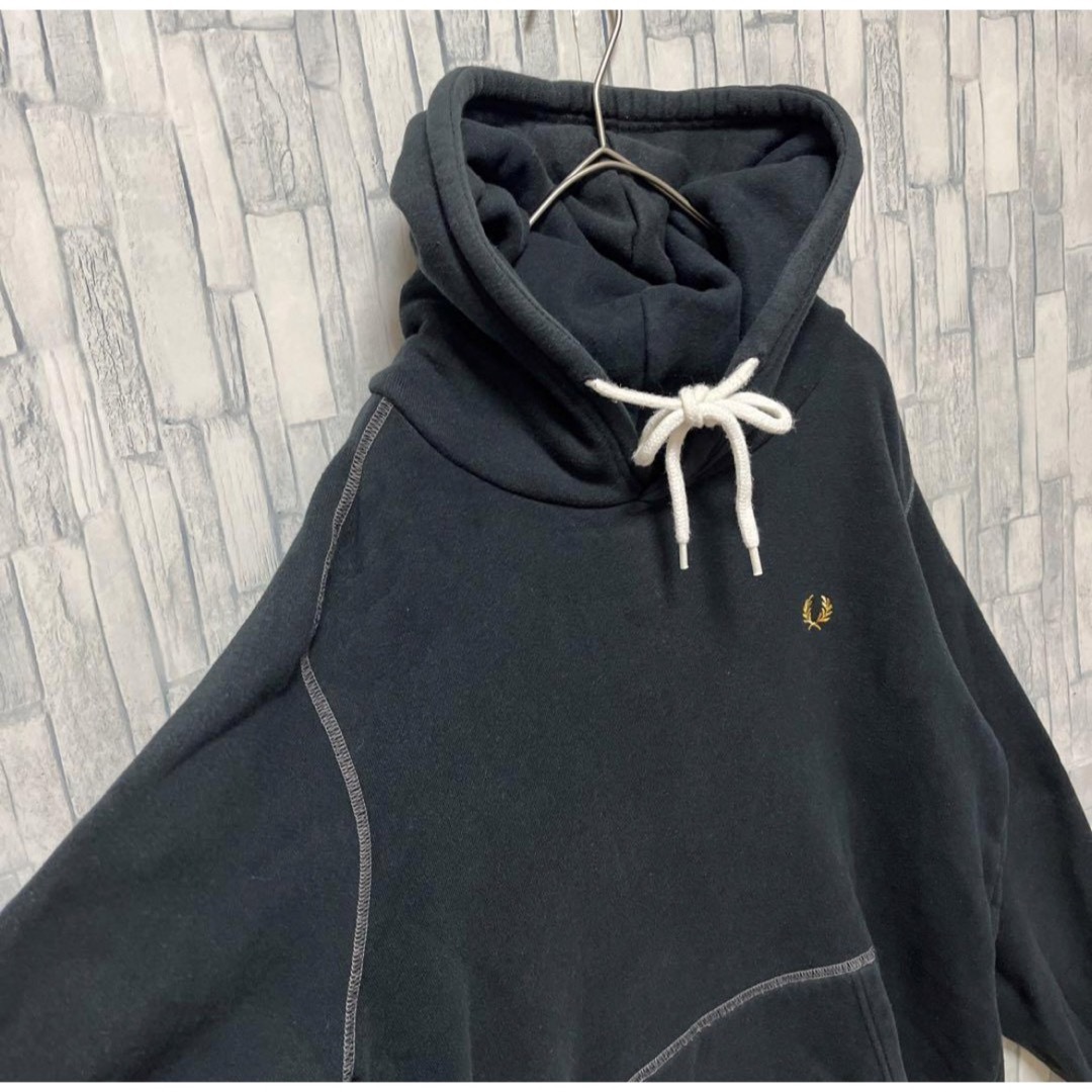 FRED PERRY - フレッドペリー パーカー スウェット 刺繍ロゴ L FRED PERRY - フレッドペリー パーカー スウェット 刺繍ロゴ L