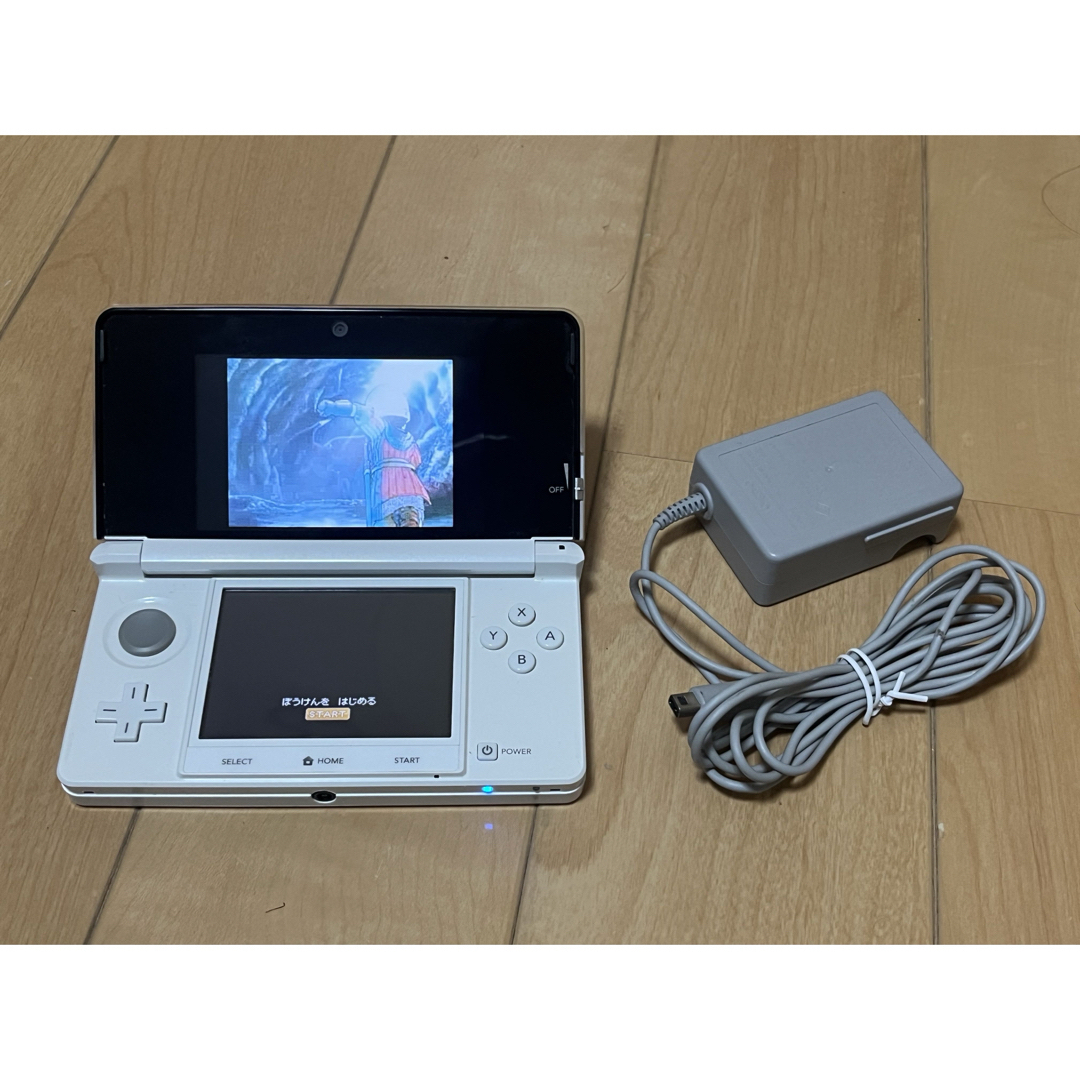 任天堂 ニンテンドー3DS ピュアホワイト ゲーム機本体 任天堂 ニンテンドー3DS ピュアホワイト ゲーム機本体