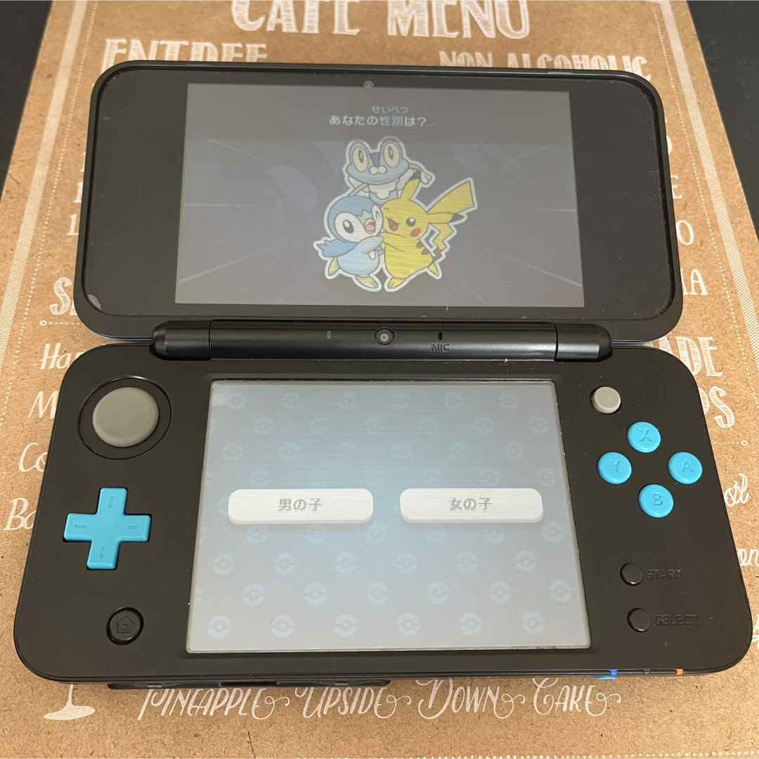New 嵌め込む 2DS LL 本体 美品 妖怪ウォッチセット! New 嵌め込む 2DS LL 本体 美品 妖怪ウォッチセット!