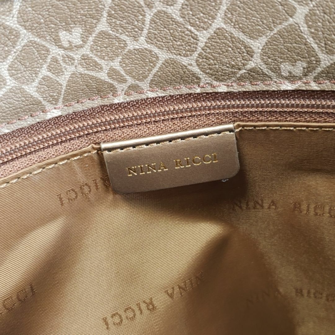 NINA RICCI - ニナリッチ ☆ カラーヌーボー PVC ハンドバッグ NINA RICCI - ニナリッチ ☆ カラーヌーボー PVC ハンドバッグ