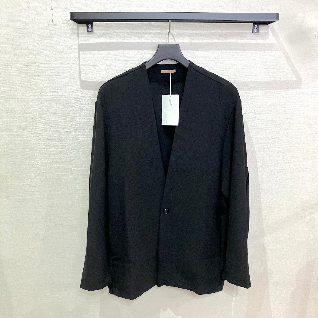新品 LAMOND ラモンド ノーカラー ジャケット Lサイズ 新品 LAMOND ラモンド ノーカラー ジャケット Lサイズ