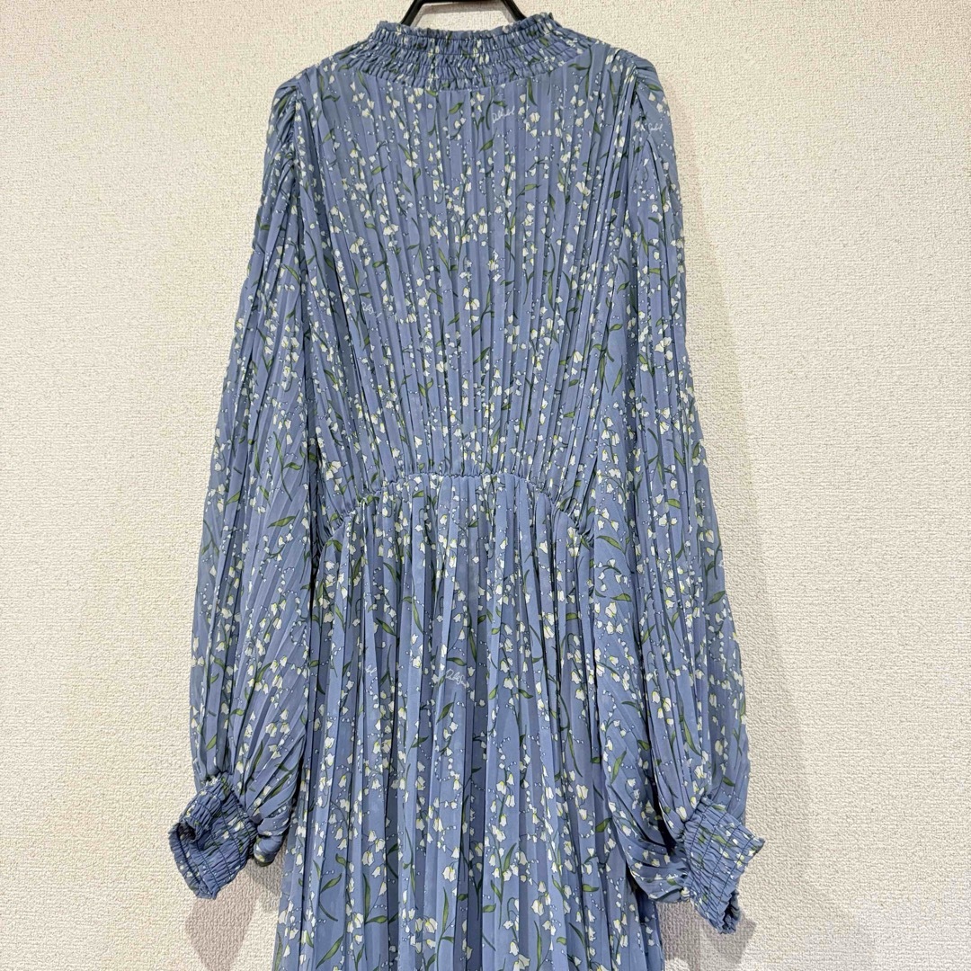 未使用Sov. 田中みな実さんlily bell 水色シフォンワンピース 未使用Sov. 田中みな実さんlily bell 水色シフォンワンピース