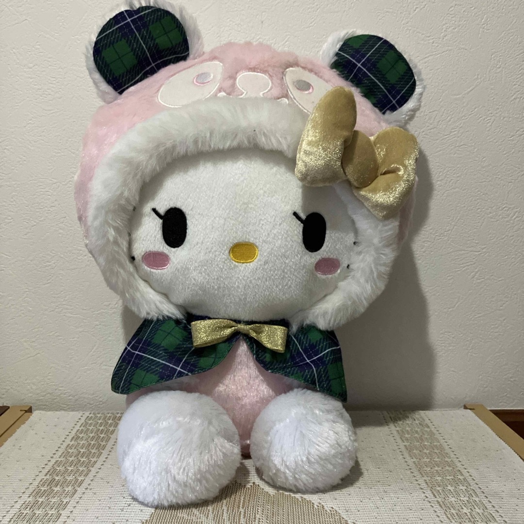ハローキティ - ハローキティぬいぐるみ 可愛いパンダ帽子を ハローキティ - ハローキティぬいぐるみ 可愛いパンダ帽子を
