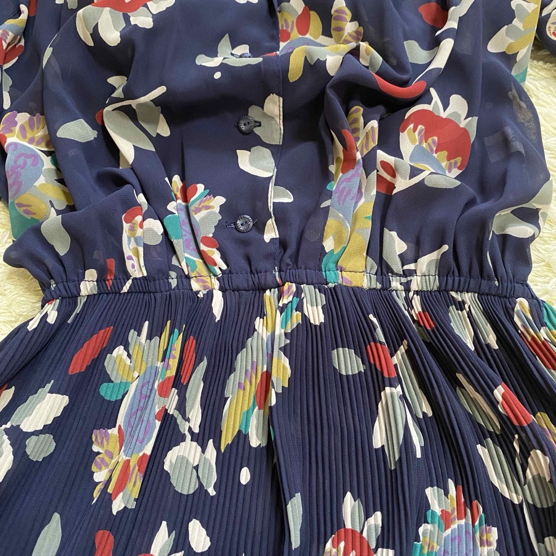 昭和レトロ 濃紺 花柄 金魚柄 ワンピース 総柄 シフォン 前開き 昭和レトロ 濃紺 花柄 金魚柄 ワンピース 総柄 シフォン 前開き