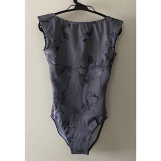 stina 新品未使用 レオタード S (ダンス/バレエ)