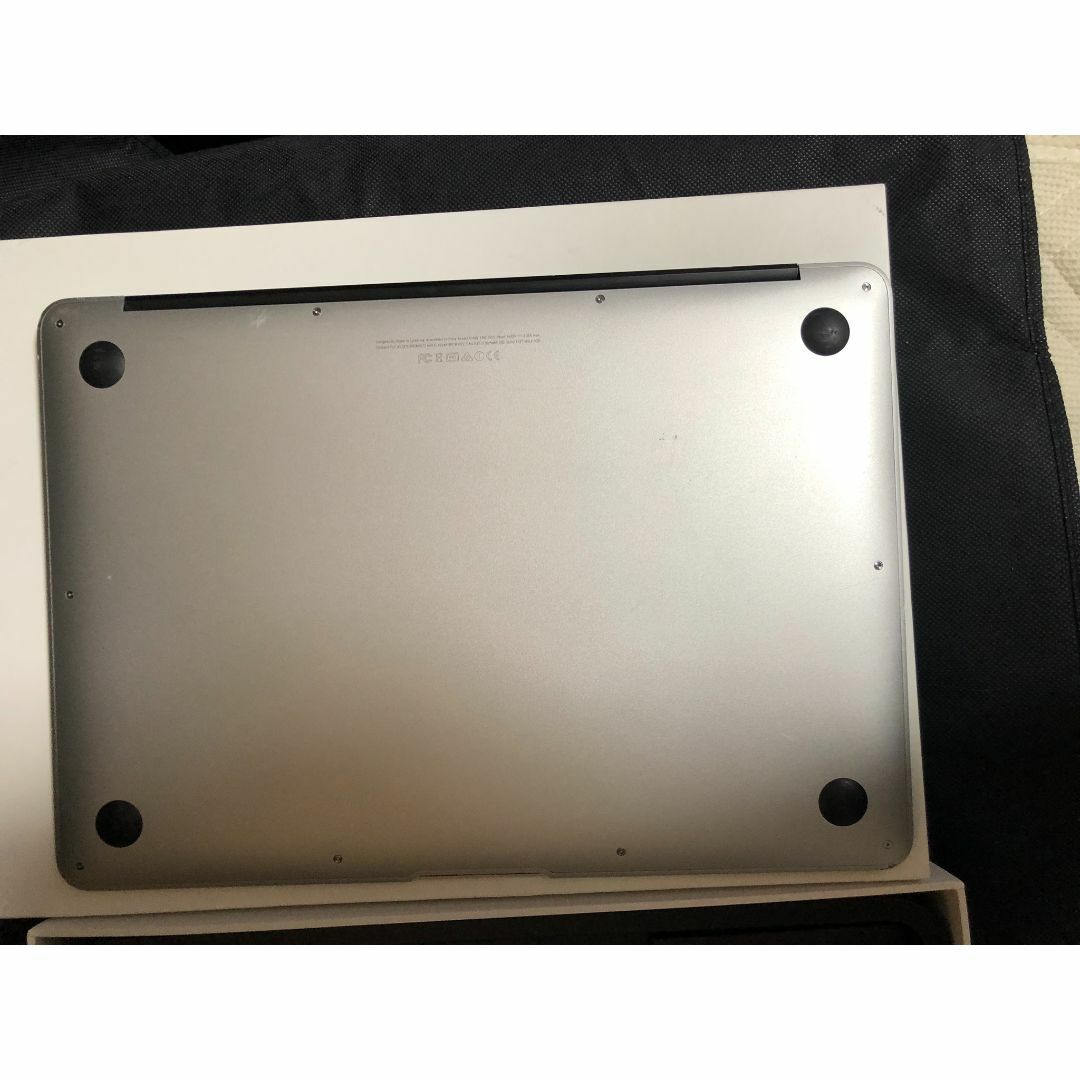 Apple(アップル)のMacBook Air 13 Early2015・8／256G・オフィス・W11 スマホ/家電/カメラのPC/タブレット(ノートPC)の商品写真