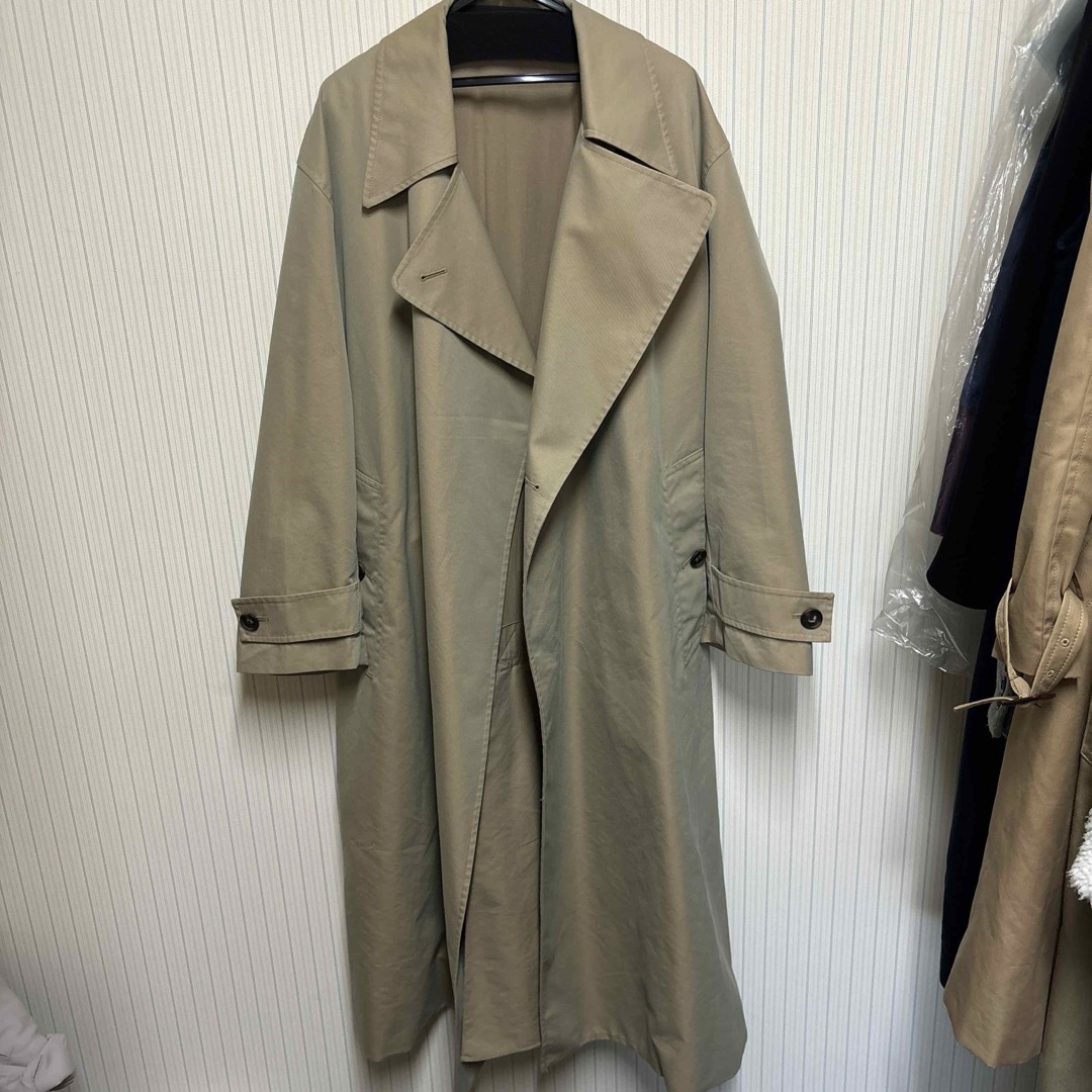 UNIQLO - ユニクロ U 美品 ベージュ トレンチコート レディース UNIQLO - ユニクロ U 美品 ベージュ トレンチコート レディース