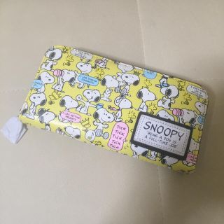 スヌーピー(SNOOPY)の＊スヌーピー総柄長財布 新品＊(財布)