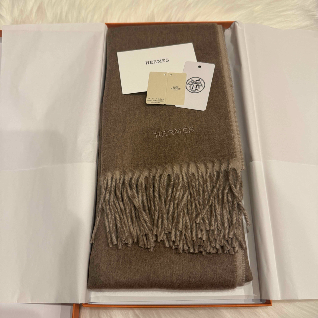 HERMES - 【新品未使用】エルメス カシミヤ マフラー ベージュ系 HERMES - 【新品未使用】エルメス カシミヤ マフラー ベージュ系