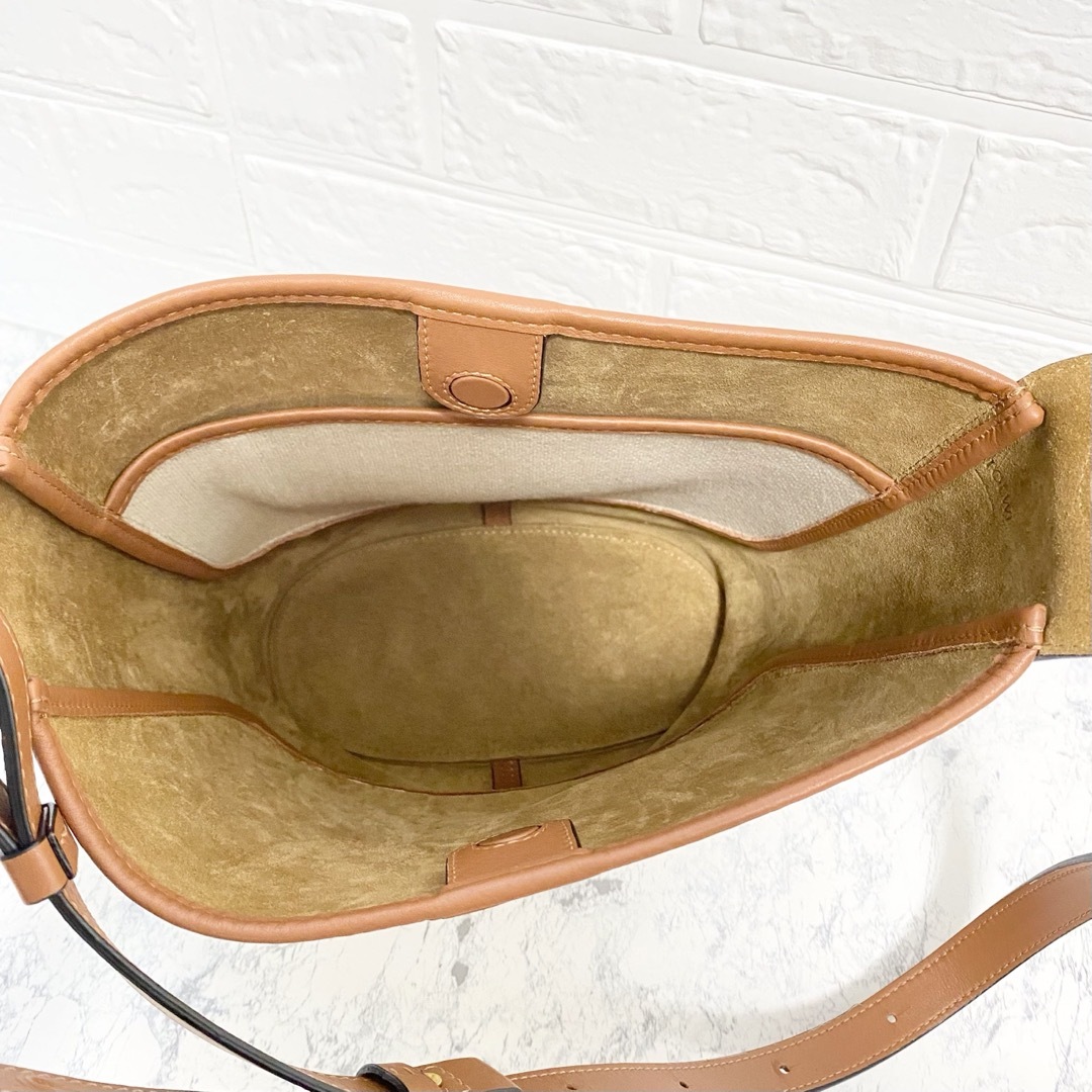 LOEWE - 【限界価格】ロエベ LOEWE ショルダーバッグ アナグラム LOEWE - 【限界価格】ロエベ LOEWE ショルダーバッグ アナグラム