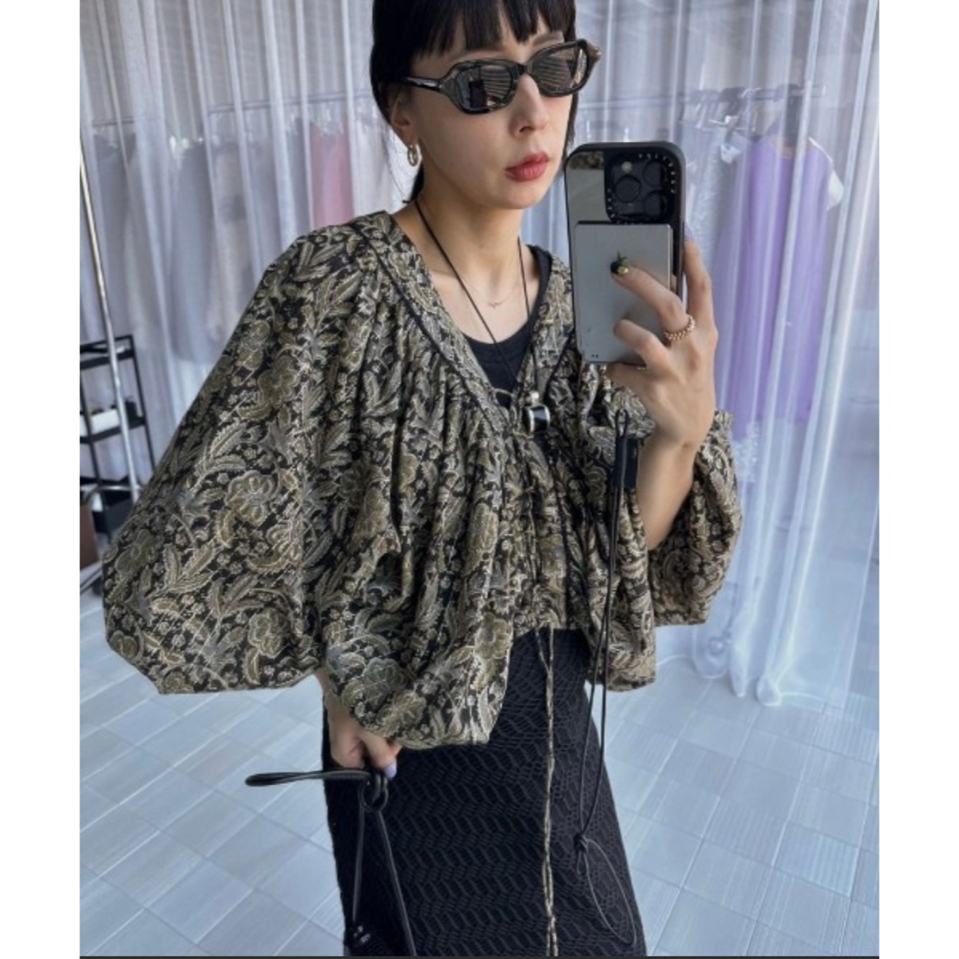 Ameri 新品♡ INDIA PRINT TURN OVER BLOUSE Ameri 新品♡ INDIA PRINT TURN OVER BLOUSE
