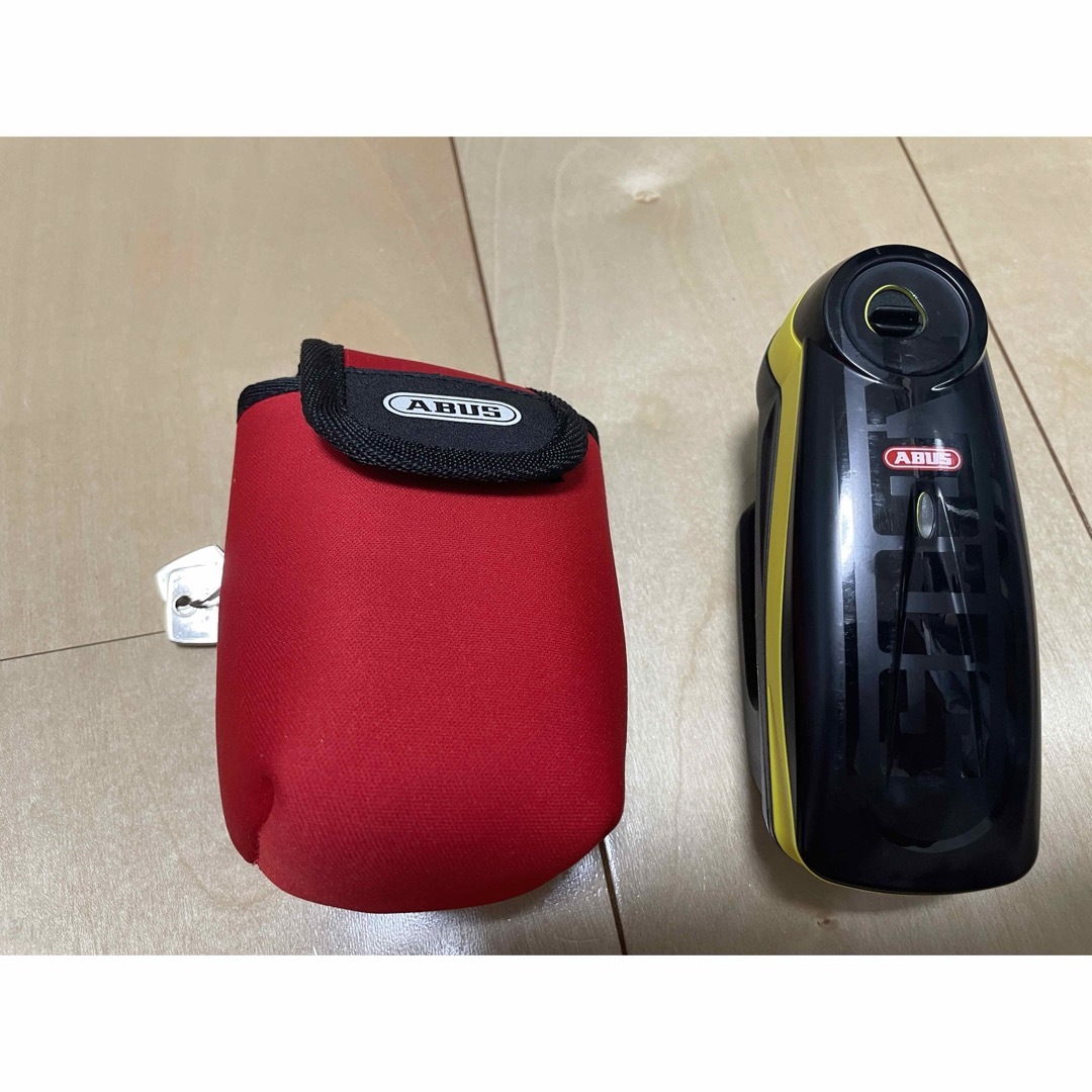 ABUS - ABUS アブス Detecto 7000 RS1 ロゴイエローディスク ABUS - ABUS アブス Detecto 7000 RS1 ロゴイエローディスク