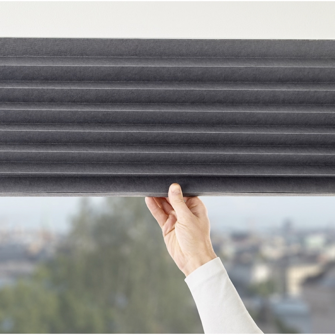 IKEA(イケア)のIKEA イケア プリーツブラインド ダークグレー 匿名発送① インテリア/住まい/日用品のカーテン/ブラインド(ブラインド)の商品写真