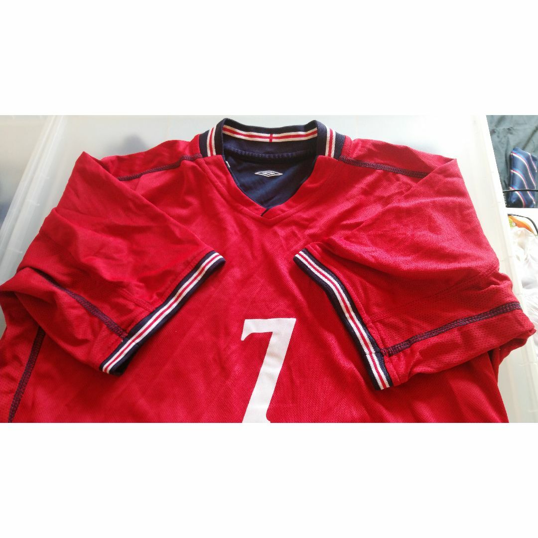 イングランド代表2002(A)レプリカ ベッカム#7 サイズ:M 未着用 イングランド代表2002(A)レプリカ ベッカム#7 サイズ:M 未着用