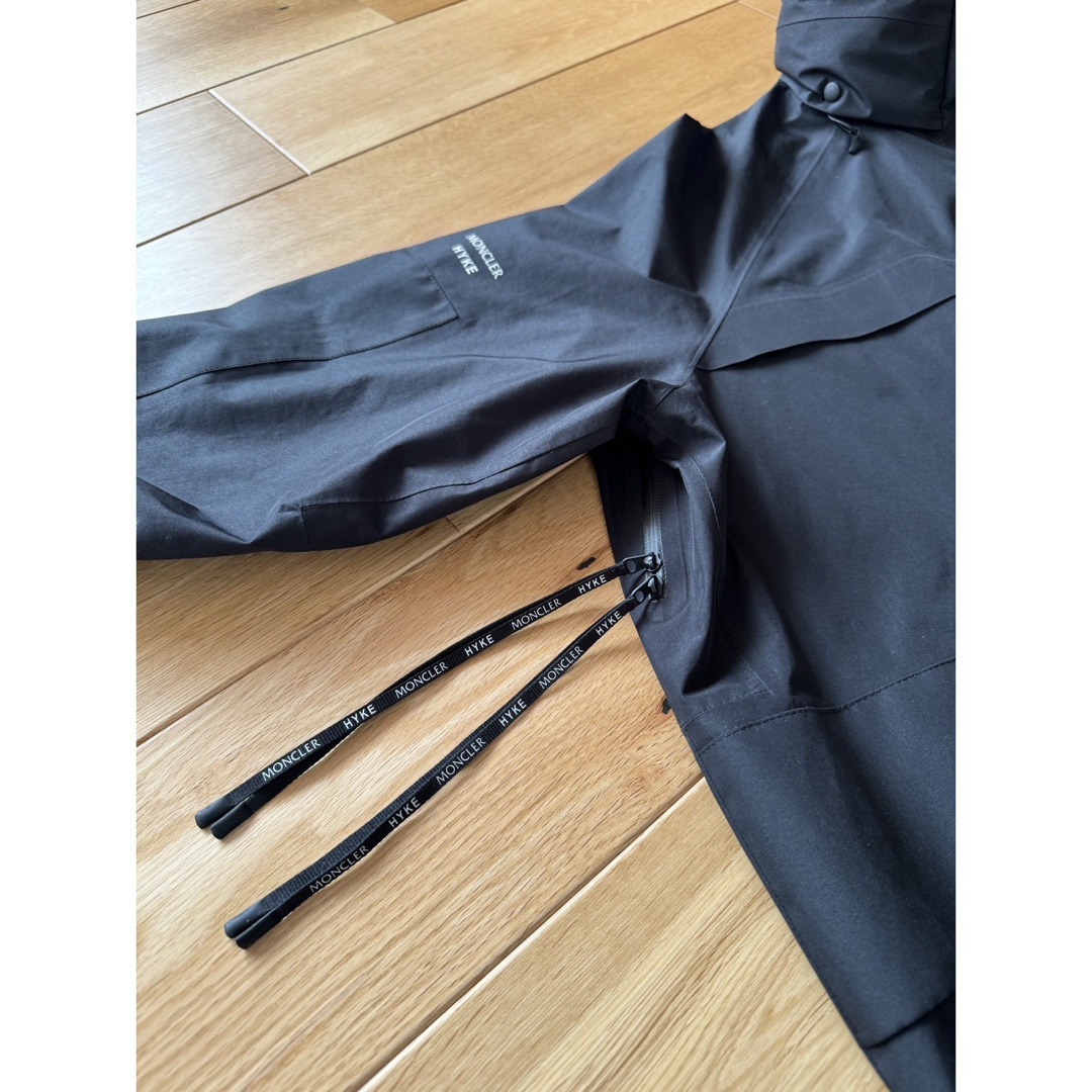 Moncler x Hyke ´Rhonestockis´ フーデッドジャケット Moncler x Hyke ´Rhonestockis´ フーデッドジャケット