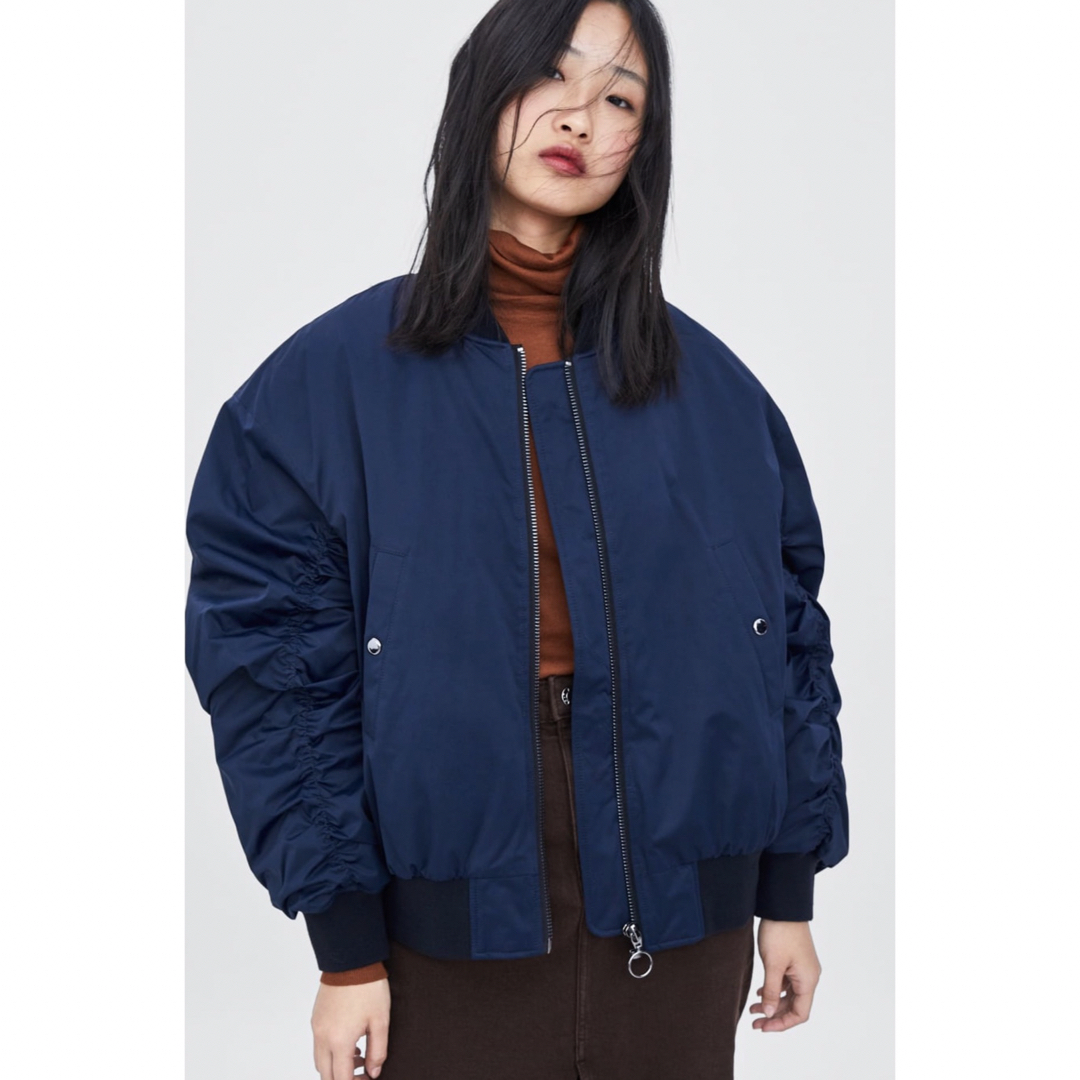 ZARA - ZARA 耐水加工 オーバーサイズ ボンバージャケットの通販 ZARA - ZARA 耐水加工 オーバーサイズ ボンバージャケットの通販