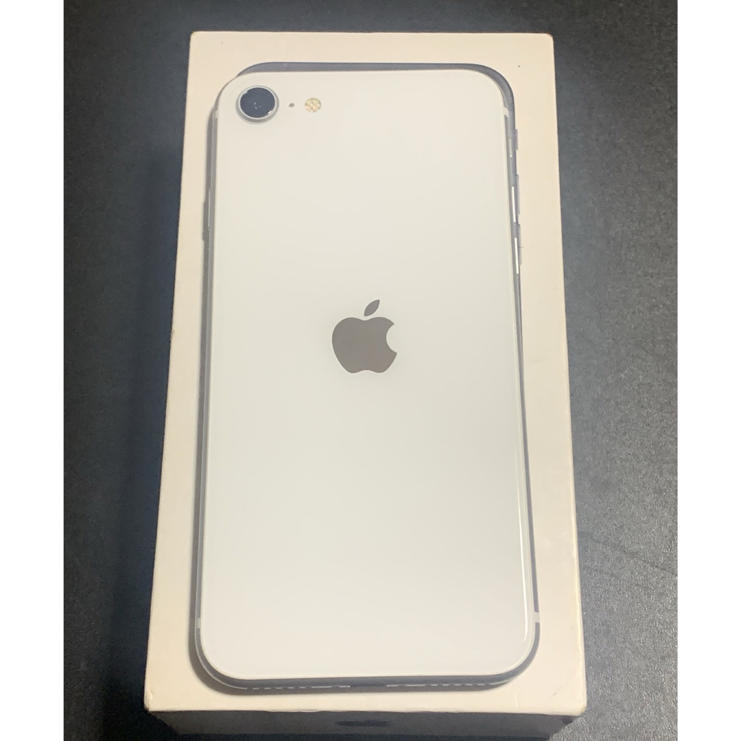 iPhone SE2 128GBホワイトSIMフリー バッテリー82% iPhone SE2 128GBホワイトSIMフリー バッテリー82%
