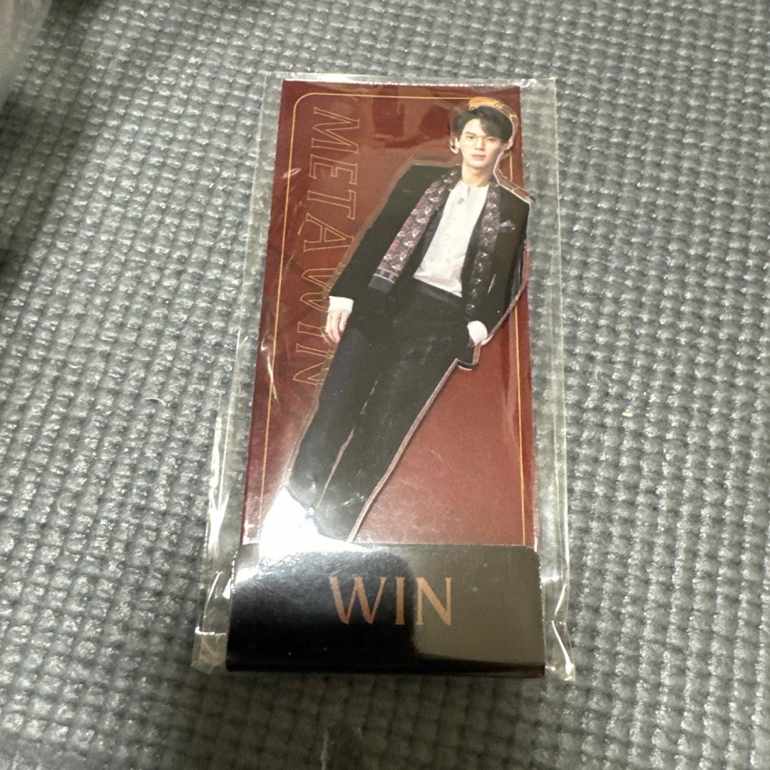 Win GMM GMMTV アクリルスタンド BrightWin エンタメ/ホビーのタレントグッズ(アイドルグッズ)の商品写真