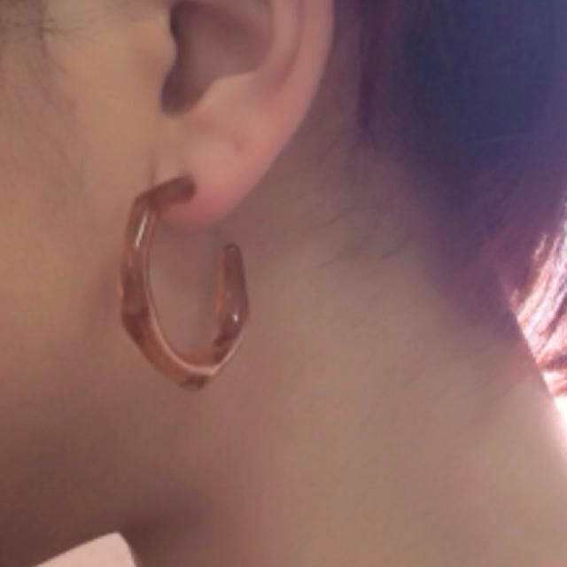 ear PAPILLONNER(イアパピヨネ)の最出品＆再値下 べっ甲調♡ピアス レディースのアクセサリー(ピアス)の商品写真