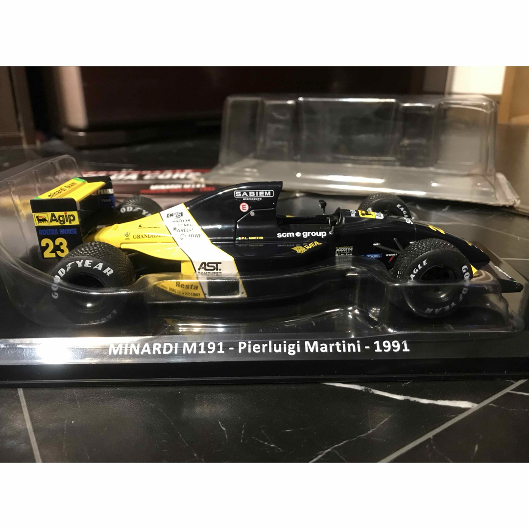 日本未発売 ビッグスケールF1 ミナルディフェラーリ M191 1/24の 日本未発売 ビッグスケールF1 ミナルディフェラーリ M191 1/24の