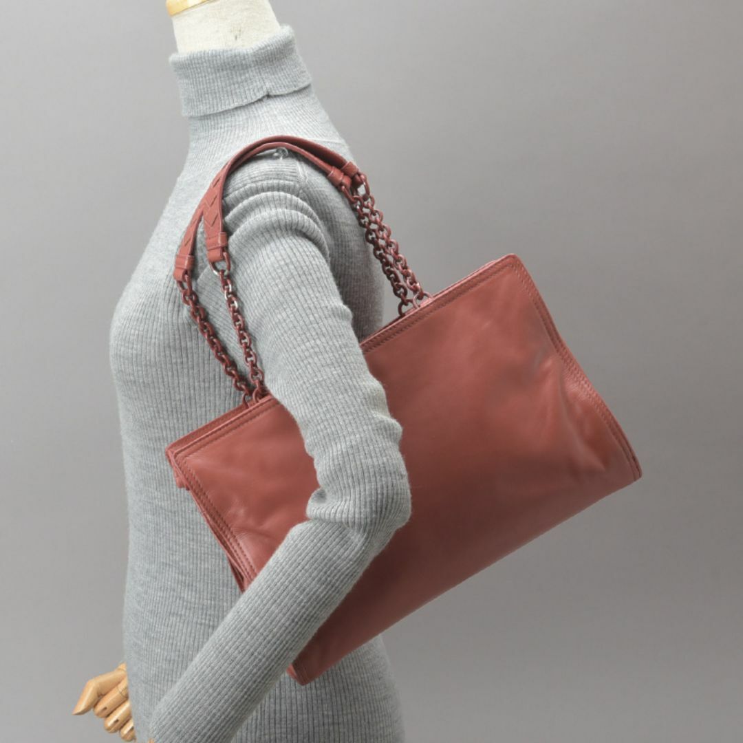 美品◇ボッテガヴェネタ チェーン ハンドバッグ 本革 レザー 赤 美品◇ボッテガヴェネタ チェーン ハンドバッグ 本革 レザー 赤