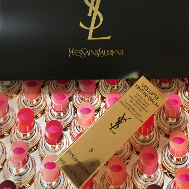 Yves Saint Laurent Beaute(イヴサンローランボーテ)のサンローラン ティントインバーム コスメ/美容のベースメイク/化粧品(口紅)の商品写真