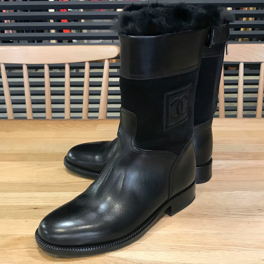 CHANEL - 良品 シャネル スポーツライン ファー付き エンジニアブーツ ブラック 35 黒
