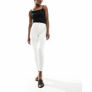 ベルシュカ(Bershka)の★新品★Bershka (ベルシュカ) レディース ジーンズ 送料無料(デニム/ジーンズ)