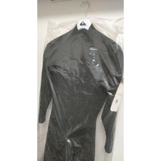 QUIKSILVER - 【完売品・新品未使用】Quiksilver フード付き QUIKSILVER - 【完売品・新品未使用】Quiksilver フード付き