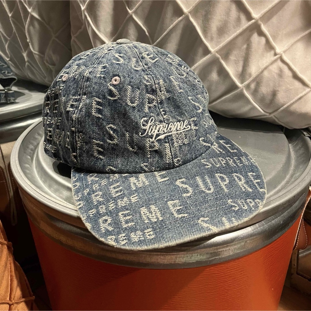 Supreme - supreme ロゴ デニム キャップ モノグラム 刺繍 Supreme - supreme ロゴ デニム キャップ モノグラム 刺繍