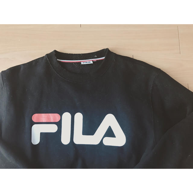 FILA(フィラ)のFILA トレーナー 黒 メンズのトップス(スウェット)の商品写真