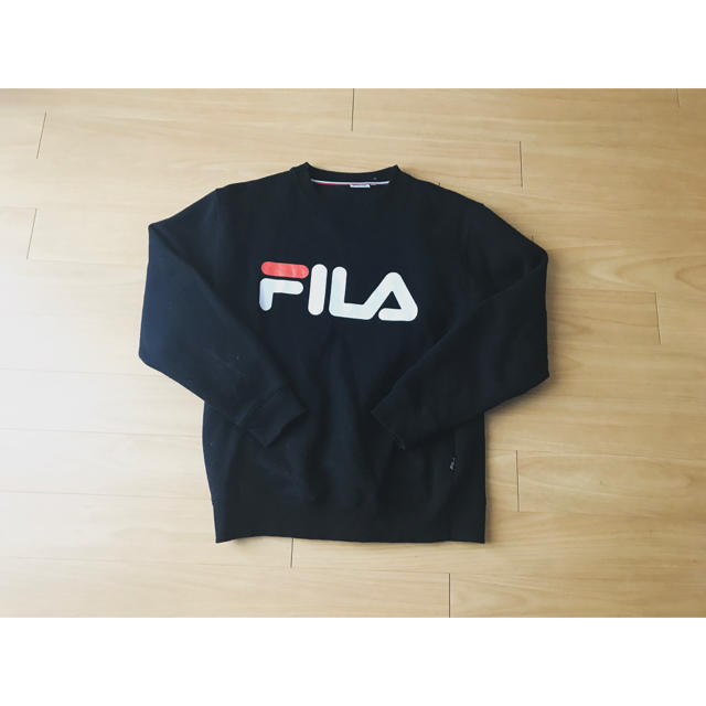 FILA(フィラ)のFILA トレーナー 黒 メンズのトップス(スウェット)の商品写真