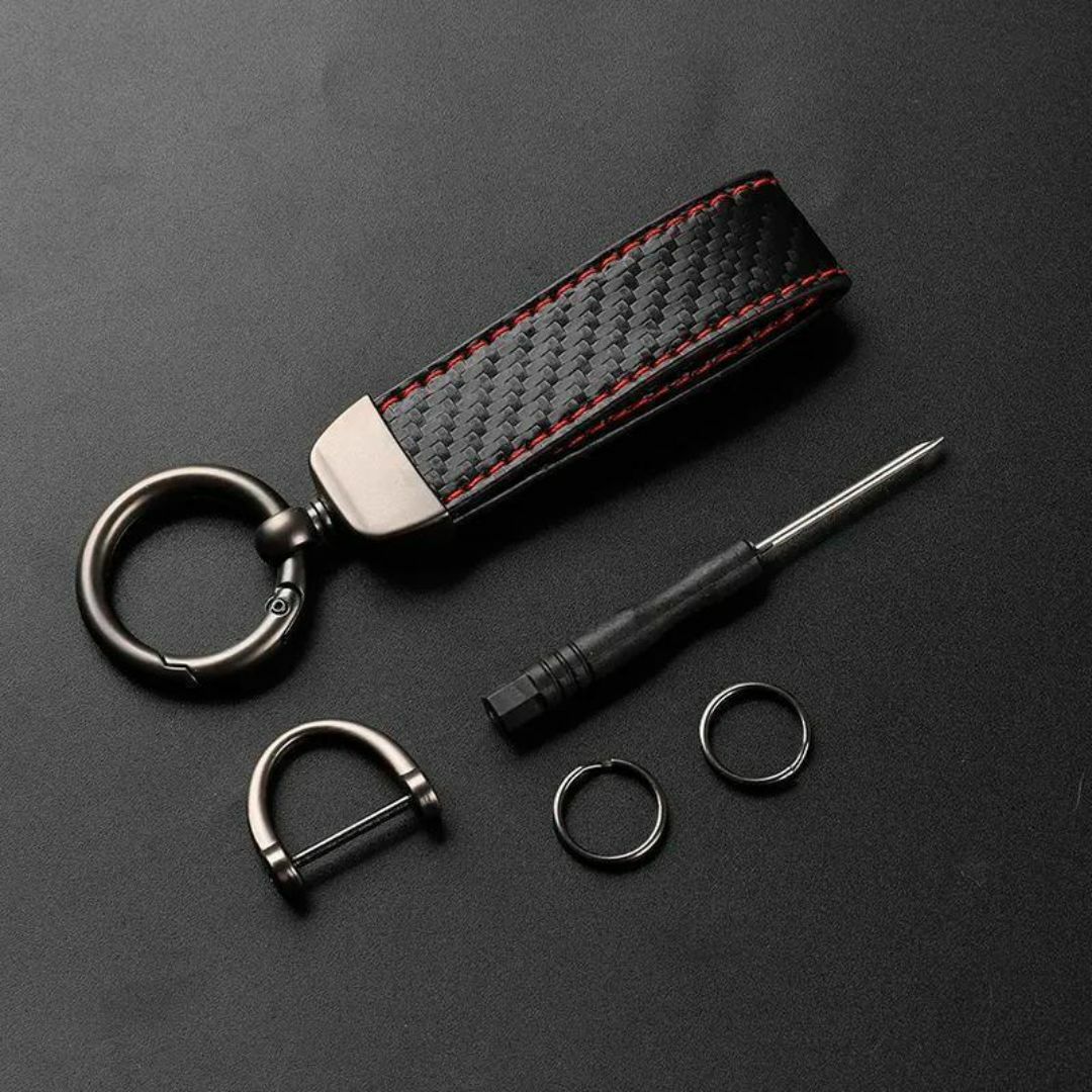 レブル　カーボン調　レザー　キーホルダー　レッドステッチ　REBEL 自動車/バイクのバイク(その他)の商品写真