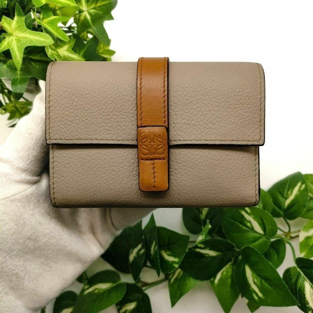 LOEWE - ロエベ 三つ折り財布 スモールバーティカルウォレット LOEWE - ロエベ 三つ折り財布 スモールバーティカルウォレット