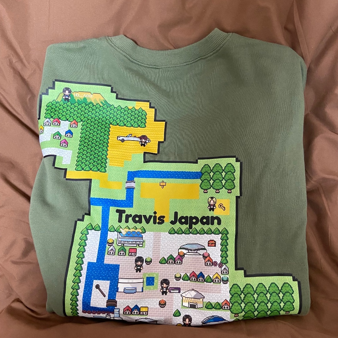 Travis Japan　スウェット