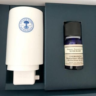 ニールズヤード(NEAL'S YARD)のニールズヤード  アロマソケットコンセントタイプ オイル付き(アロマグッズ)