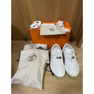 HERMES - エルメス デイスニーカー ケリー金具 ホワイト 38。5 HERMES - エルメス デイスニーカー ケリー金具 ホワイト 38。5