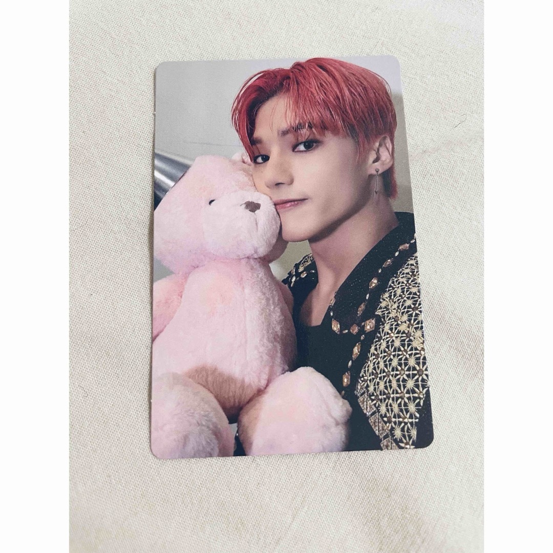 ATEEZ ウヨン トレカ US hello82 Wooyoung Hug アイドルグッズ ATEEZ ウヨン トレカ US hello82 Wooyoung Hug アイドルグッズ