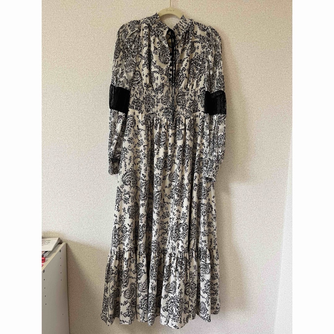 Herlipto Winter Floral Long-sleeve Dress Herlipto Winter Floral Long-sleeve Dress